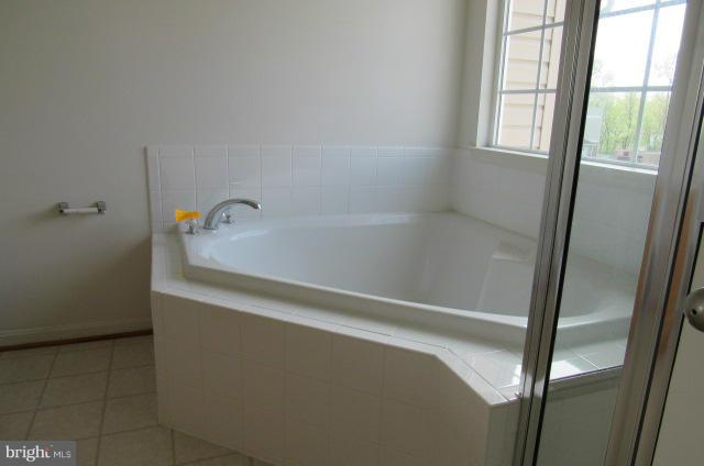 12906 Yellow Jacket Road Hagerstown, MD 21740 - Photo 14 of 20 Bedroom (Master)
