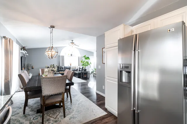 $409,900 | 114 Manor Court, Slinger, WI 53086