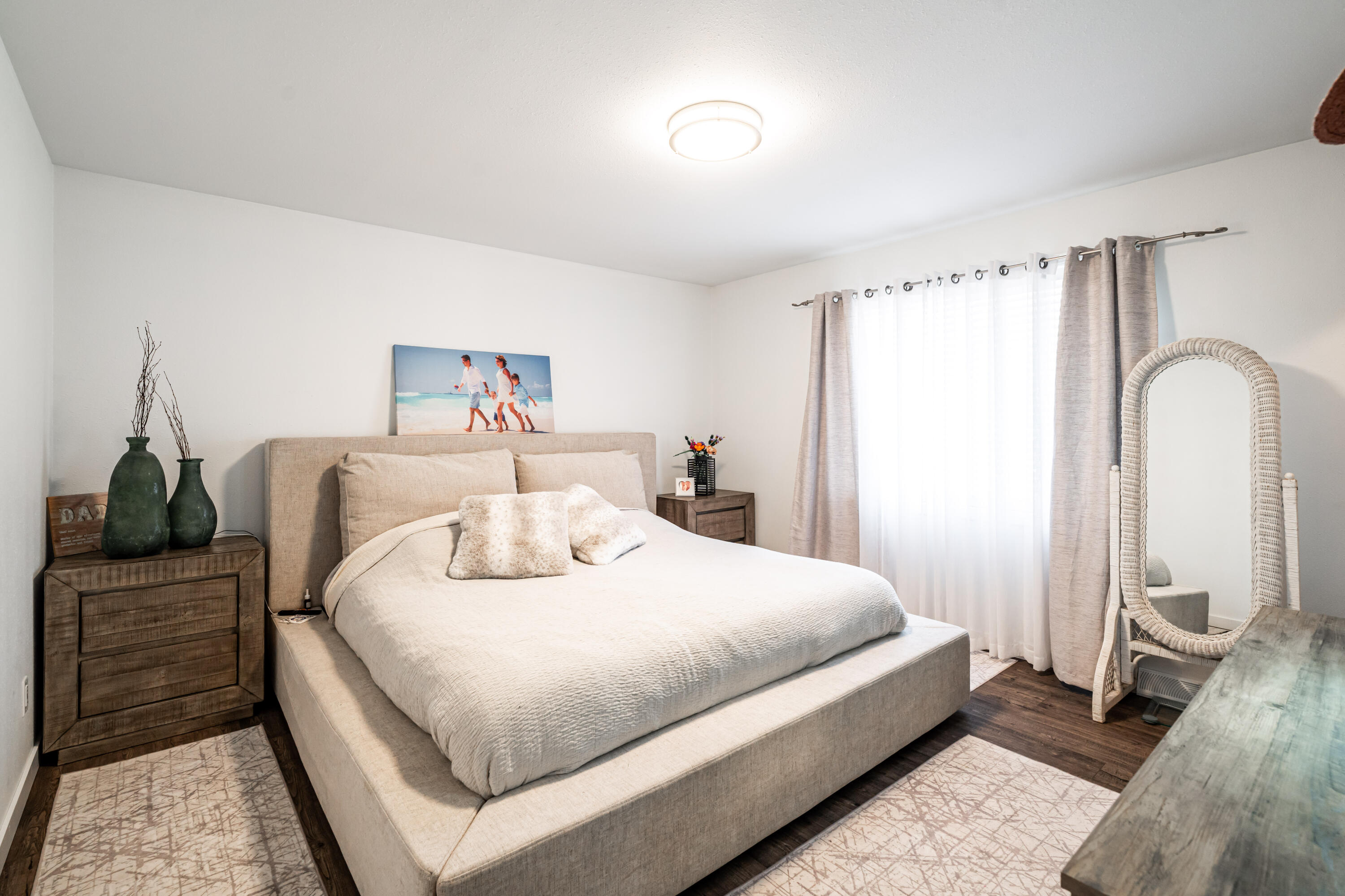 114 Manor Court Slinger, WI 53086 - Photo 14 of 37 primary bed