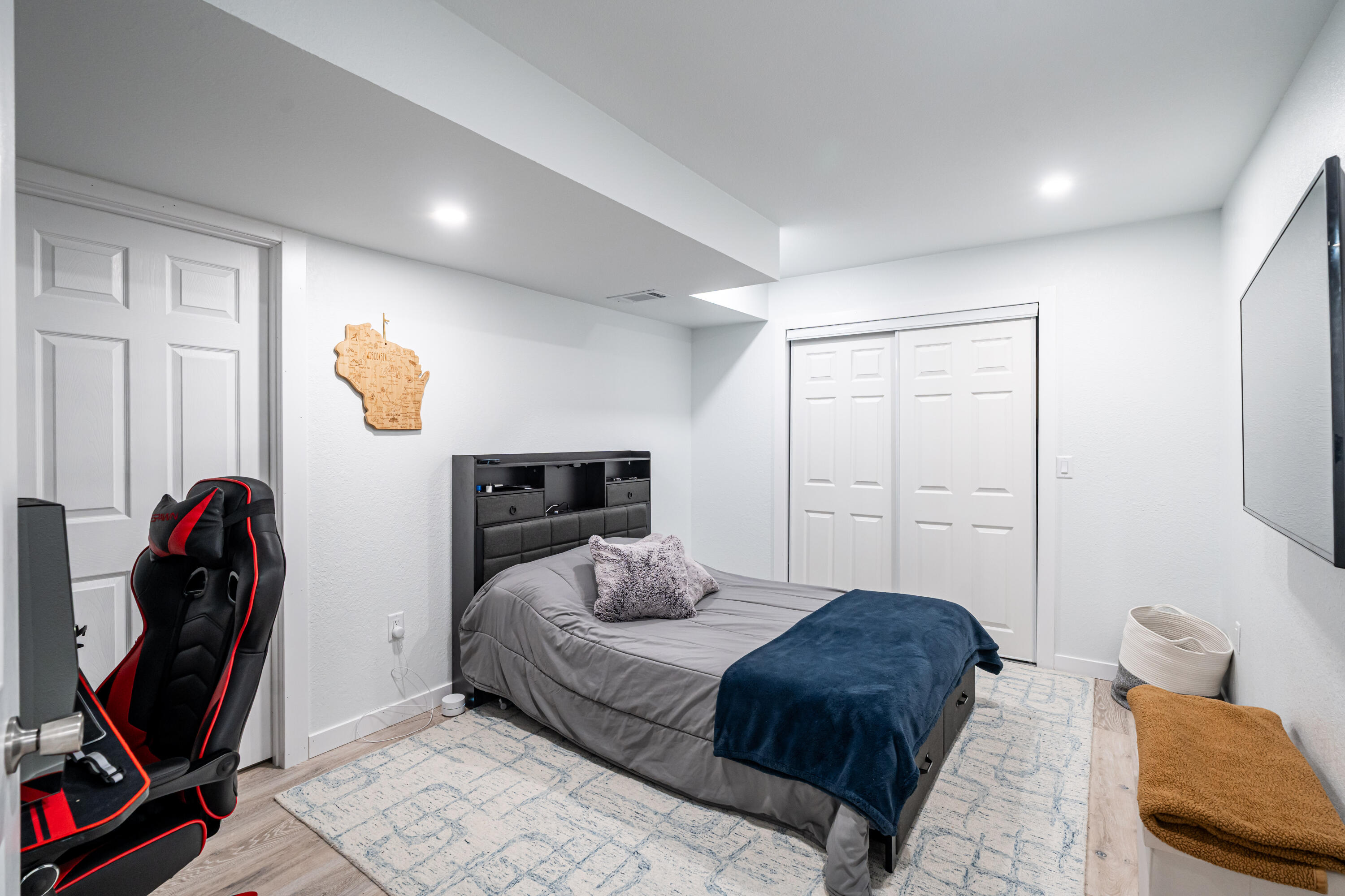 114 Manor Court Slinger, WI 53086 - Photo 27 of 37 flex room