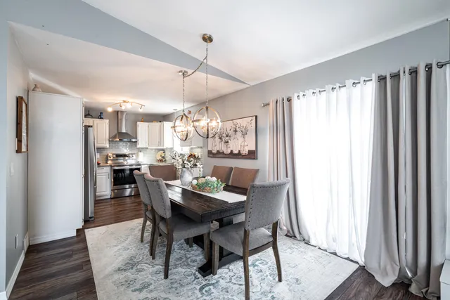 $409,900 | 114 Manor Court, Slinger, WI 53086