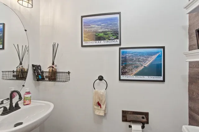 $615,000 | 209 Buchanan Drive, Broadway, VA 22815