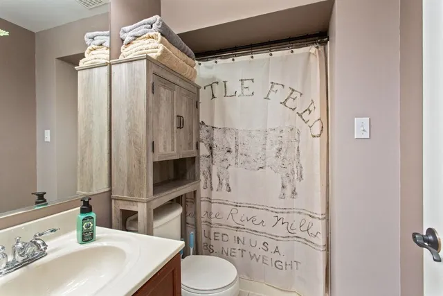 $615,000 | 209 Buchanan Drive, Broadway, VA 22815