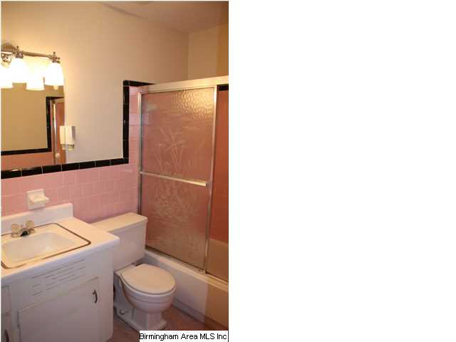 1212 Robertson Road Anniston, AL 36207 - Photo 14 of 29