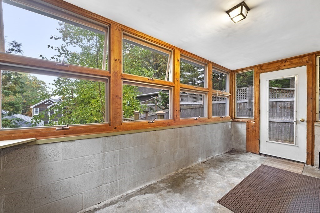 63 Russell Road Wellesley, MA 02482 - Photo 24 of 39 Gallery Image 24