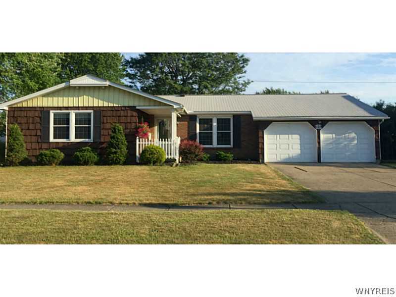123 Treehaven Road West Seneca, NY 14224 - Photo 1 of 1 Exterior Front.