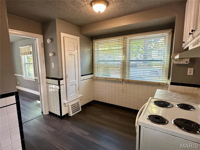 $1,275 | 7121 Lamont Drive, Flordell Hills, MO 63136