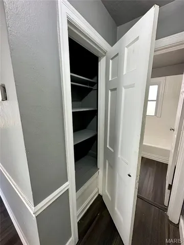 $1,275 | 7121 Lamont Drive, Flordell Hills, MO 63136