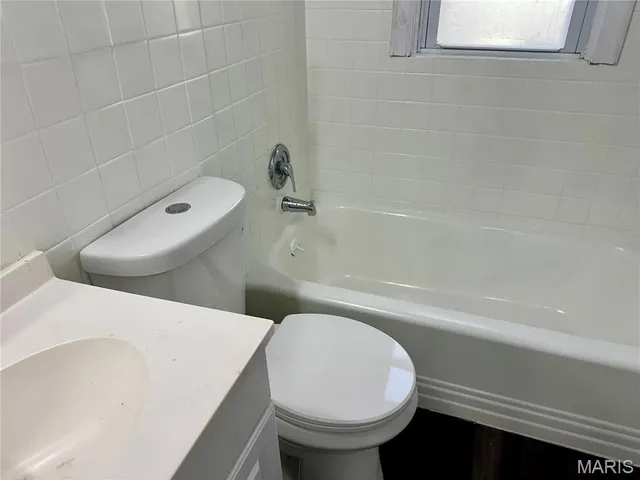 $1,275 | 7121 Lamont Drive, Flordell Hills, MO 63136