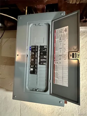 $1,275 | 7121 Lamont Drive, Flordell Hills, MO 63136