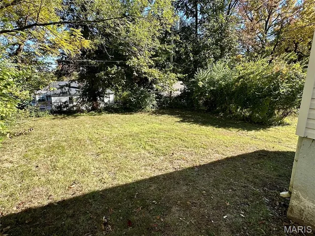 $1,275 | 7121 Lamont Drive, Flordell Hills, MO 63136