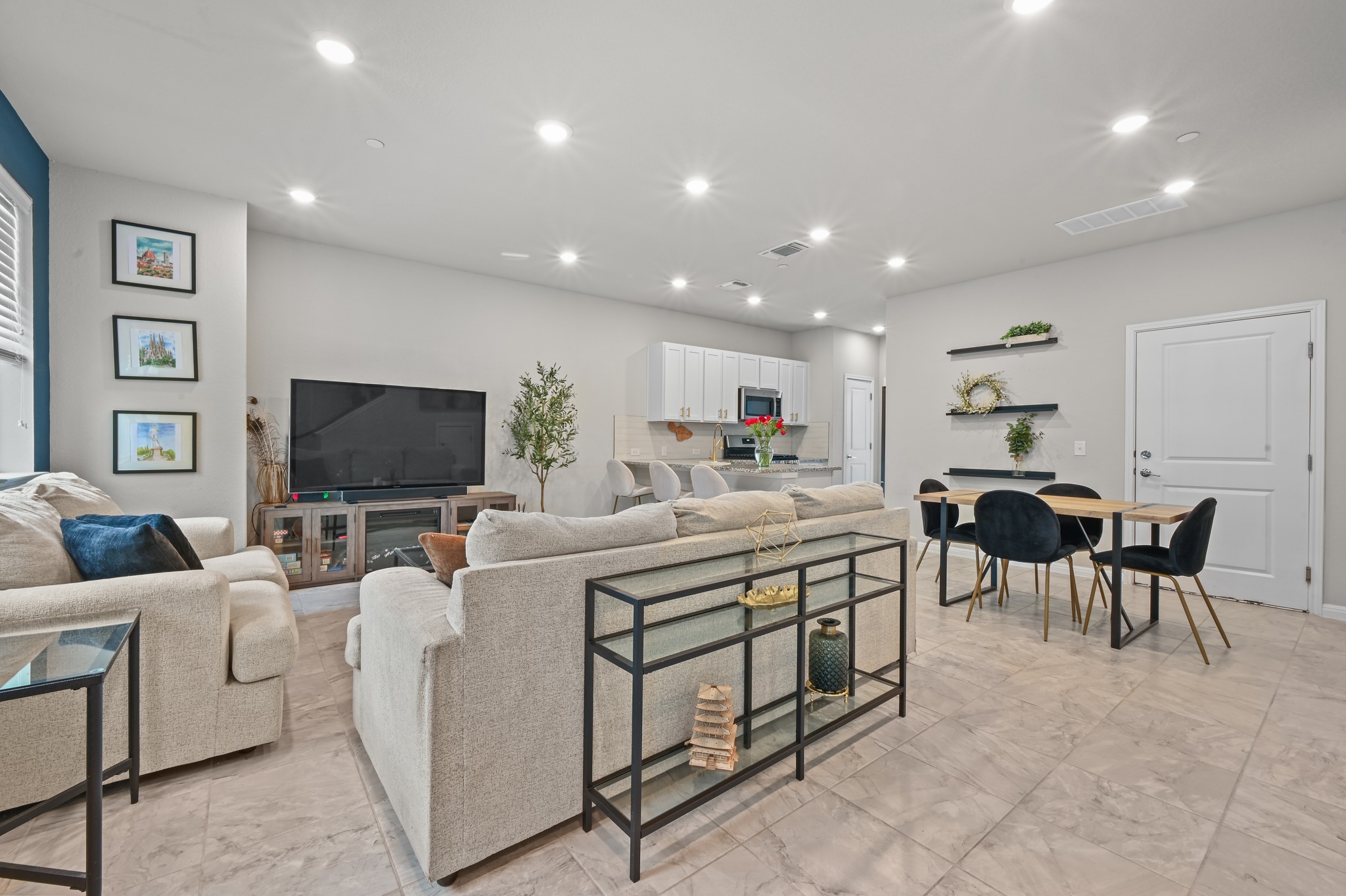 9015 Cattle Baron Path, Unit 1602 Austin, TX 78747 - Photo 3 of 26