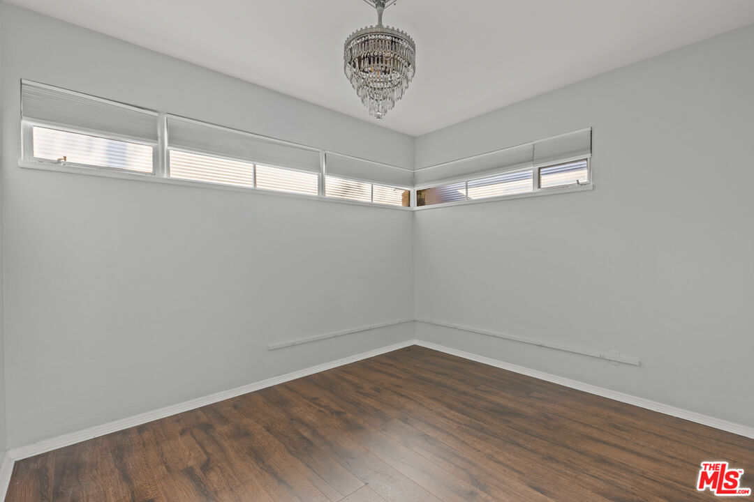 3124 Goodview Trail Los Angeles, CA 90068 - Photo 12 of 33