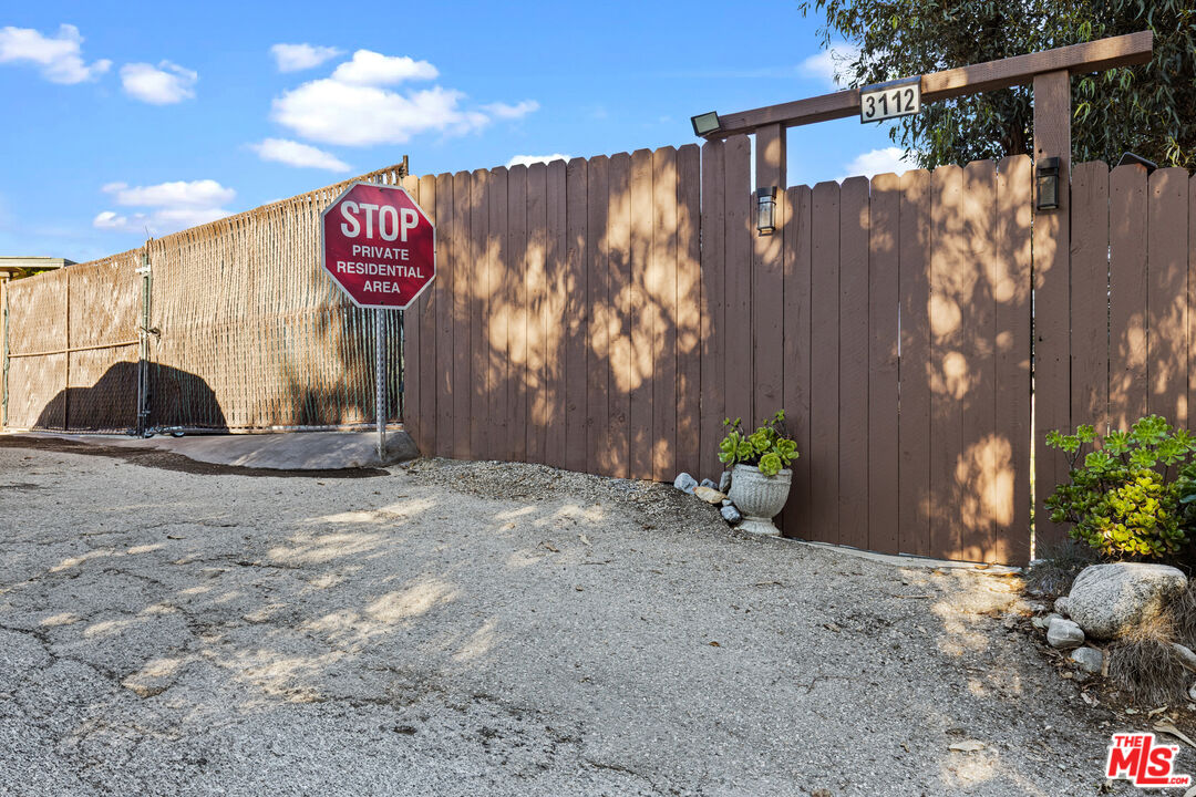3124 Goodview Trail Los Angeles, CA 90068 - Photo 25 of 33