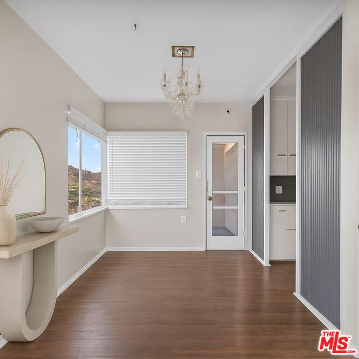 3124 Goodview Trail Los Angeles, CA 90068 - Photo 9 of 33