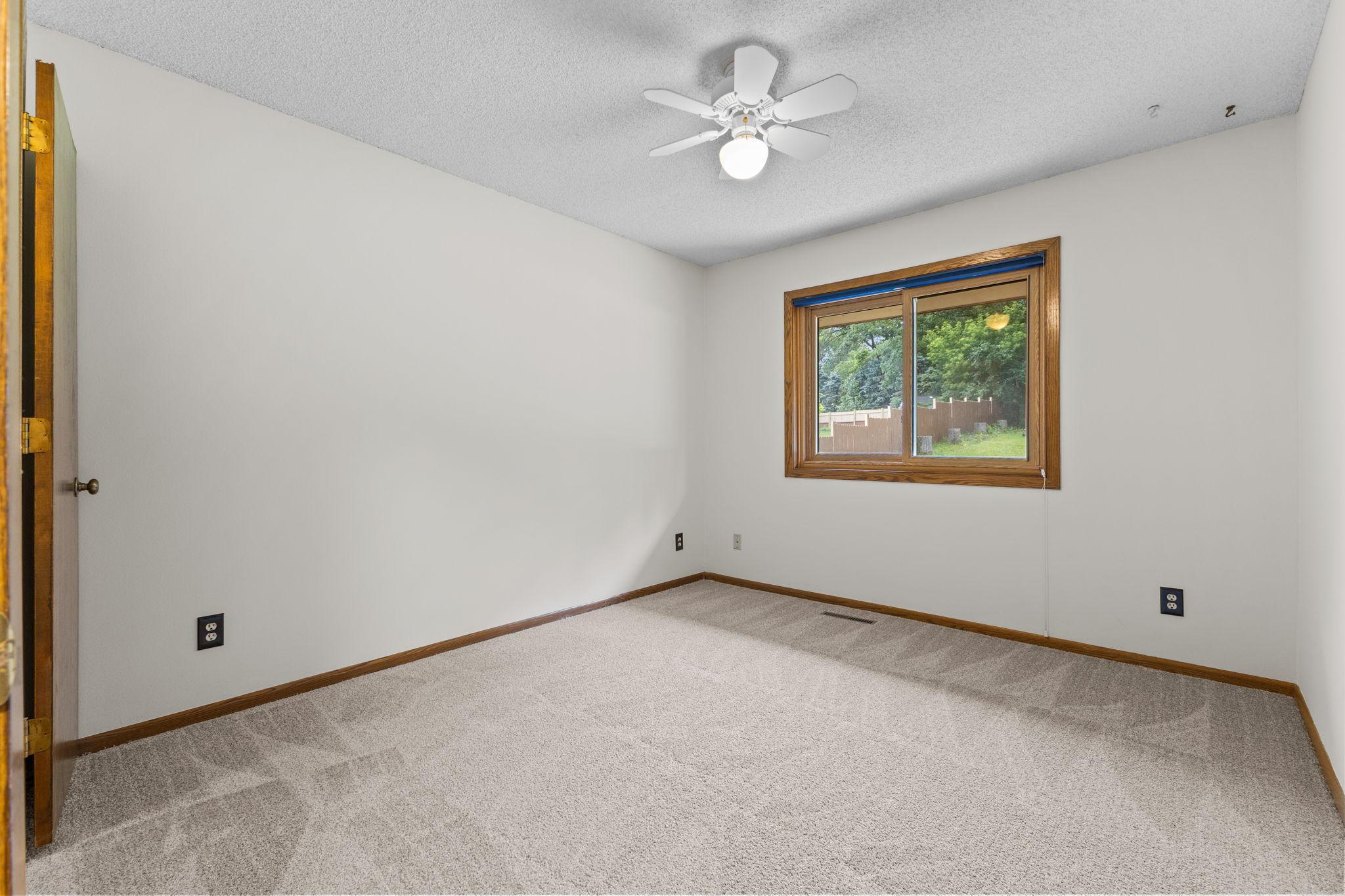 1306 Berry Ridge Road Eagan, MN 55123 - Photo 31 of 61
