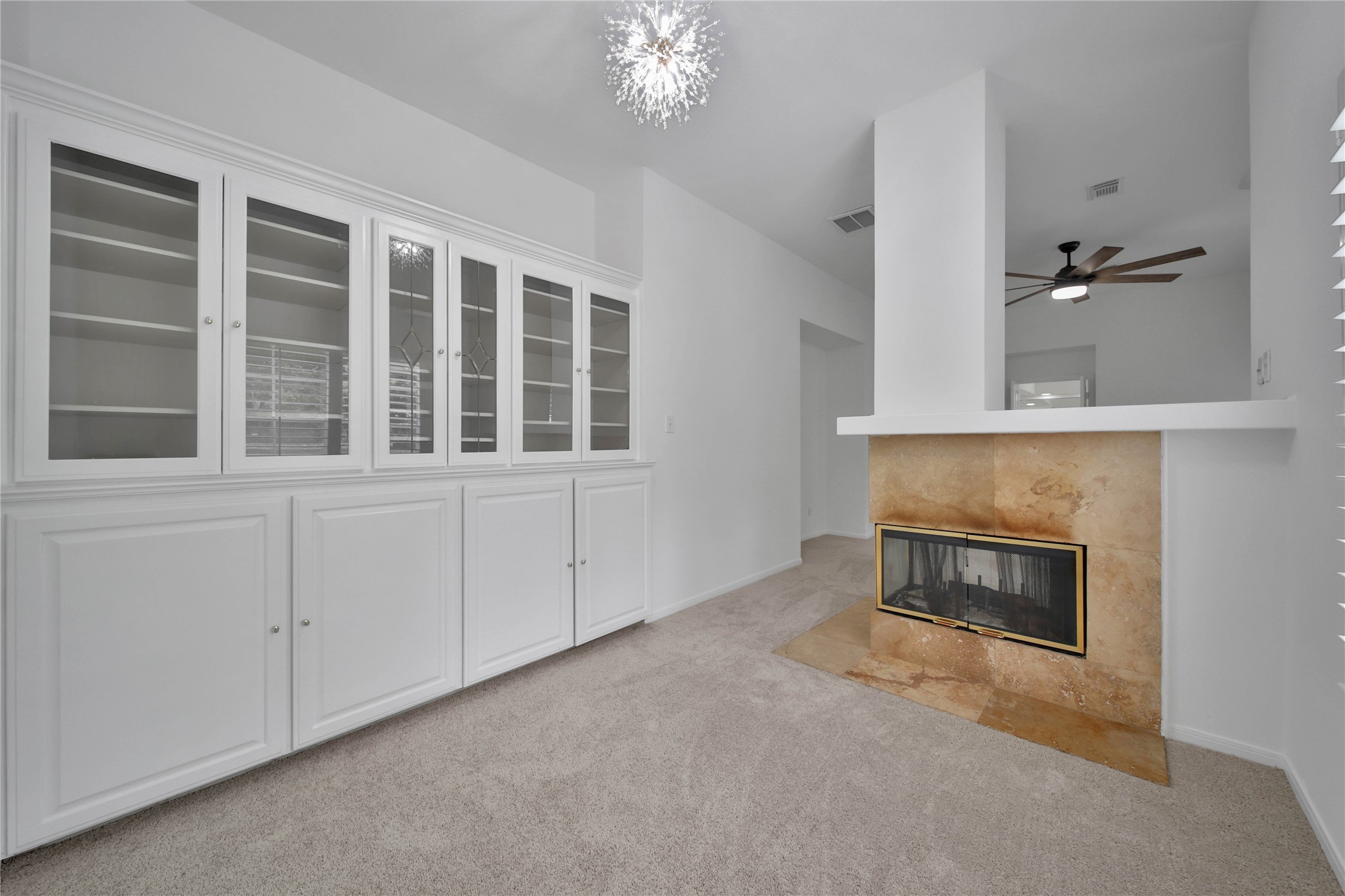 7 Churchdale Place Spring, TX 77382 - Photo 23 of 40 Primary built in's