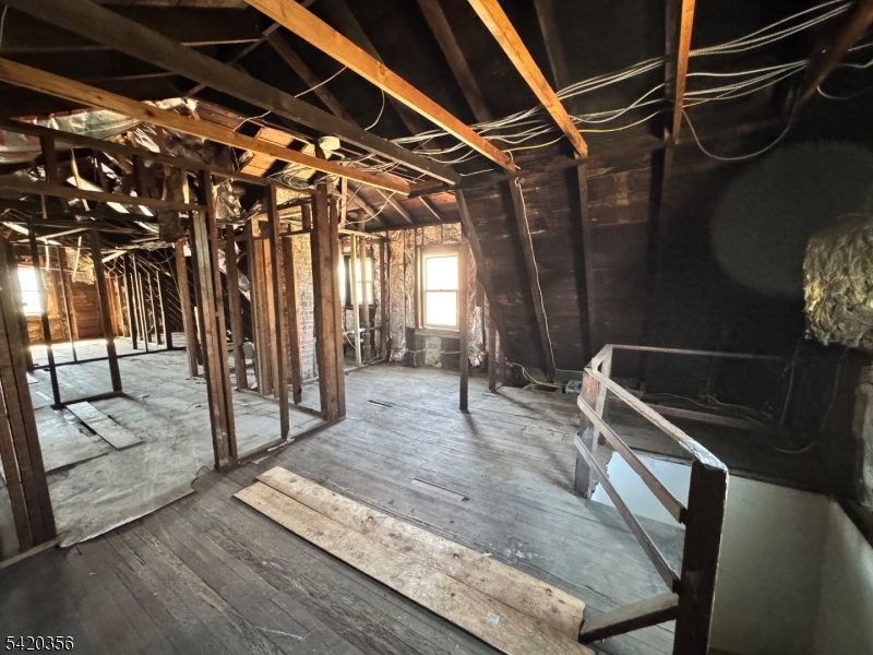 217 Lawrence Street Paterson, NJ 07501 - Photo 38 of 44