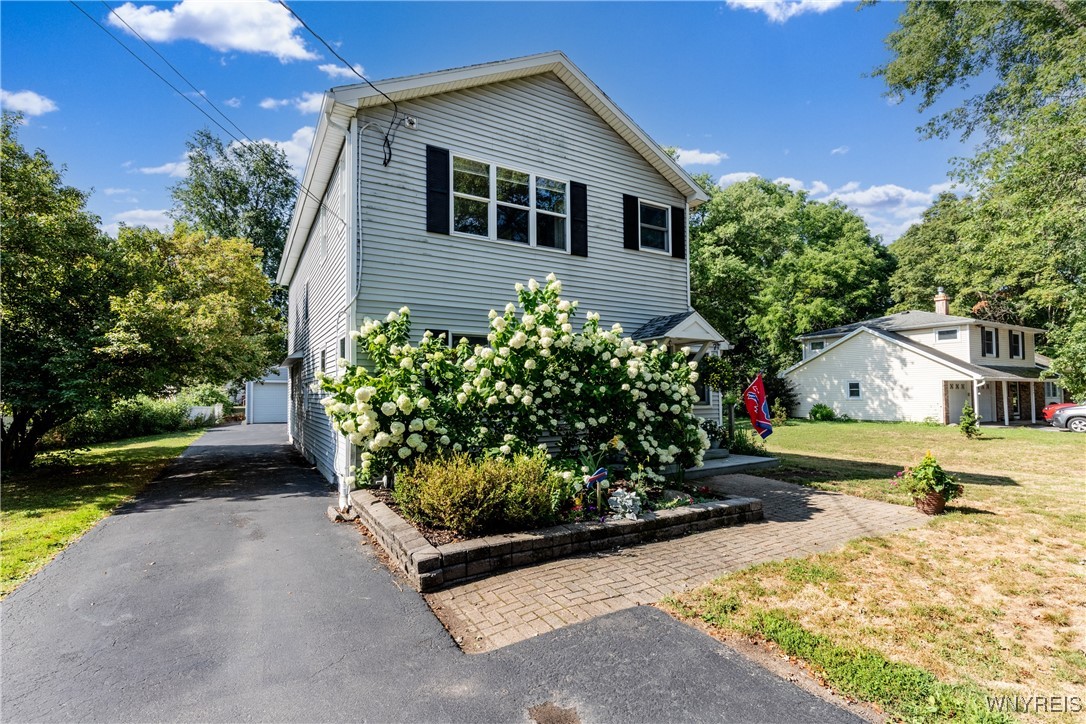 6731 Webster Road Orchard Park, NY 14127 - Photo 1 of 50