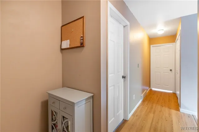 $439,500 | 6731 Webster Road, Orchard Park, NY 14127