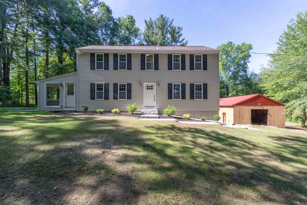 61 East Road Atkinson, NH 03811 - Photo 1 of 40