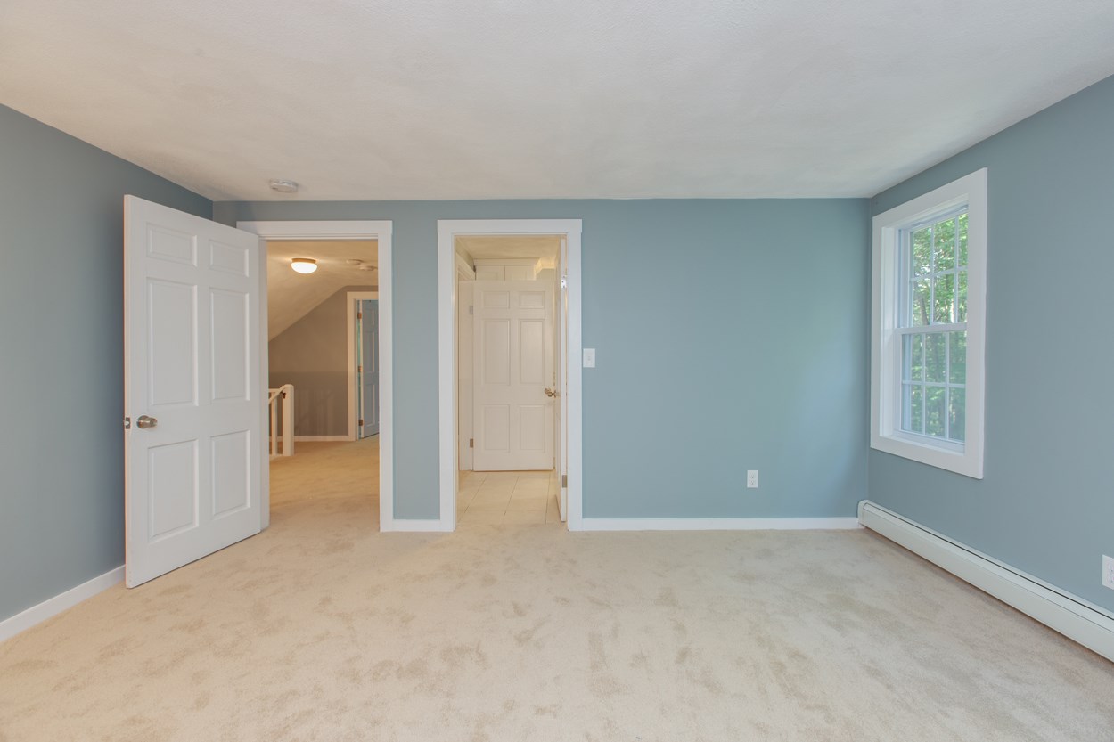 61 East Road Atkinson, NH 03811 - Photo 21 of 40