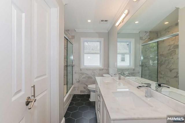 24 Henry Place, Unit 2 Hackensack, NJ 07601 - Photo 16 of 26