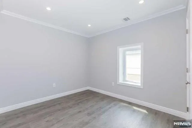 $3,100 | 24 Henry Place, Unit 2, Hackensack, NJ 07601