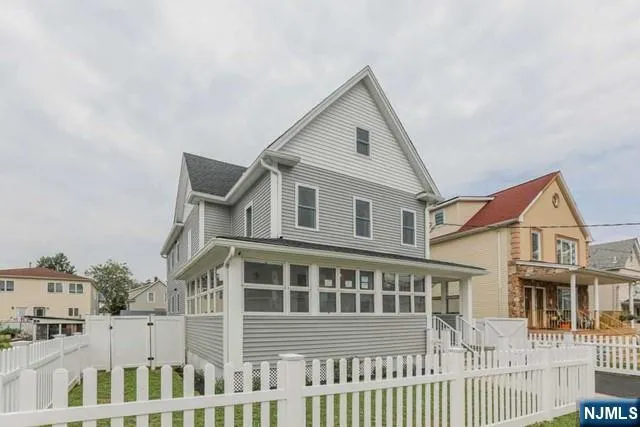 a view of a large white building