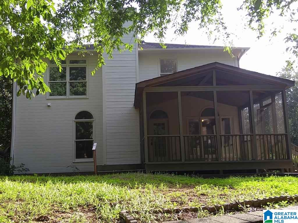103 Royal Place Pelham, AL 35124 - Photo 9 of 20