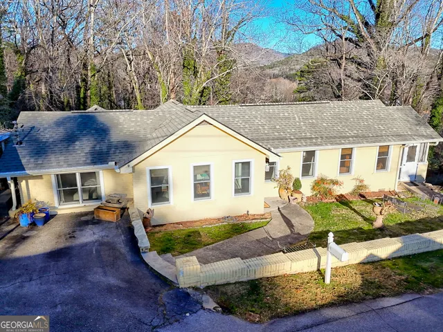 $485,000 | 98 Pickett Hill Street, Clayton, GA 30525