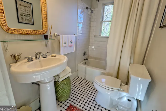 $485,000 | 98 Pickett Hill Street, Clayton, GA 30525