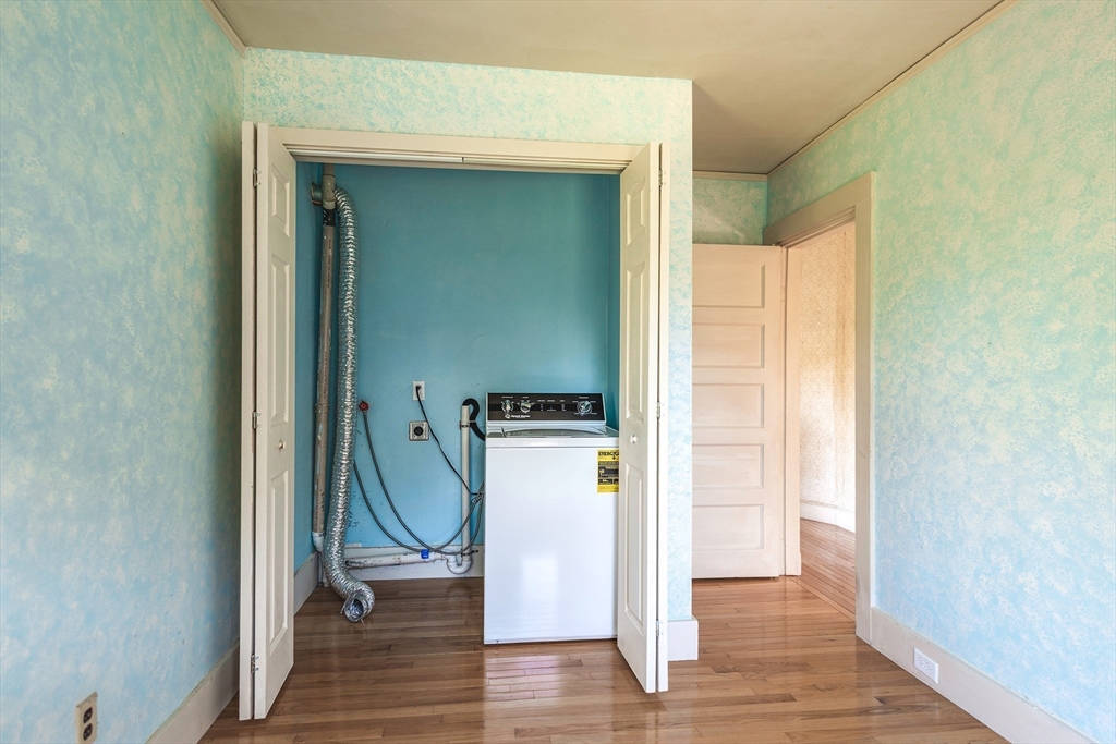 7 Kent Circle Gloucester, MA 01930 - Photo 27 of 38