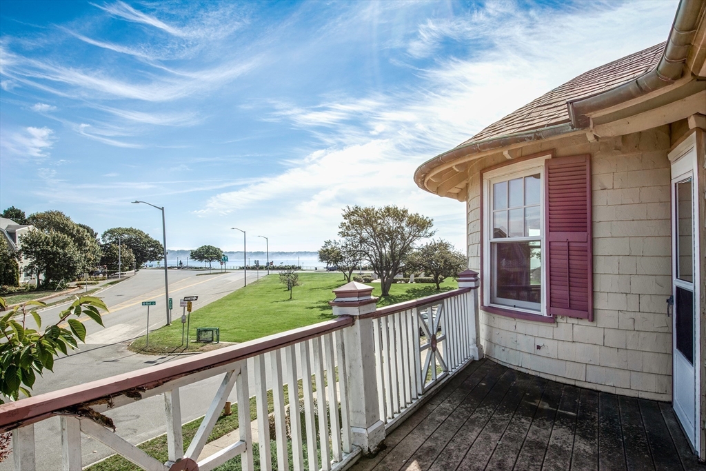 7 Kent Circle Gloucester, MA 01930 - Photo 31 of 38