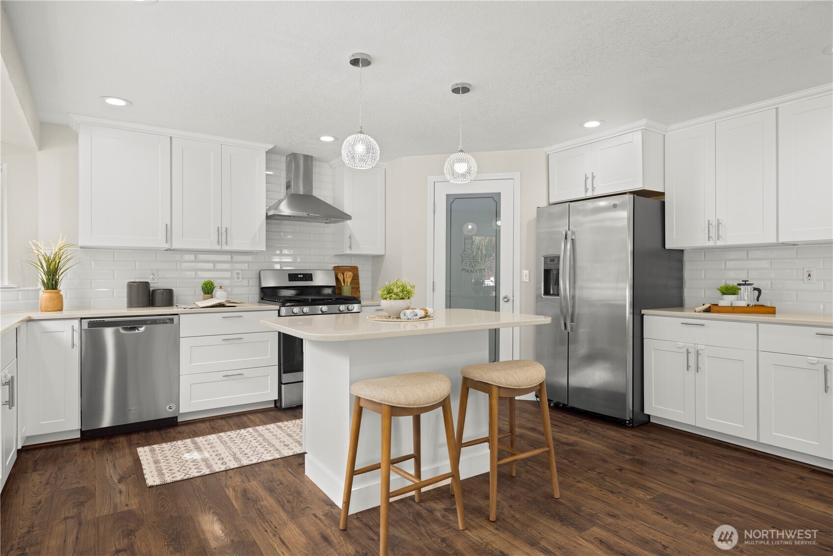 11124 Downes Road Snohomish, WA 98296 - Photo 6 of 37 Gallery Image 6