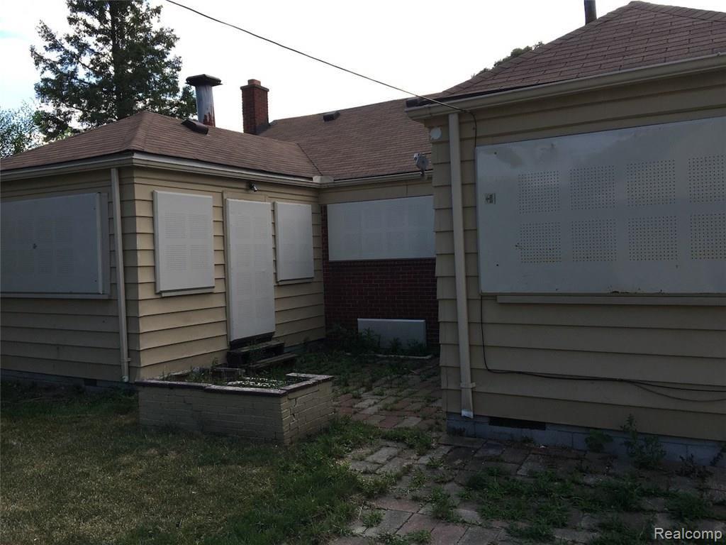 11340 Rutland Street Detroit, MI 48227 - Photo 8 of 32 IMG_2018.JPG