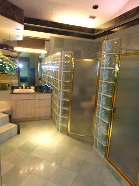 9345 Old Pine Road Boca Raton, FL 33428 - Photo 17 of 38 Master bathroom (second floor)