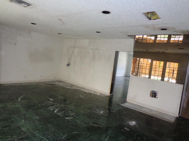 9345 Old Pine Road Boca Raton, FL 33428 - Photo 30 of 38 Great room