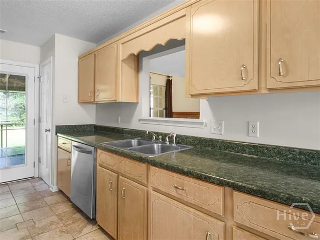 1341 Ryans Way Pooler, GA 31322 - Photo 9 of 27