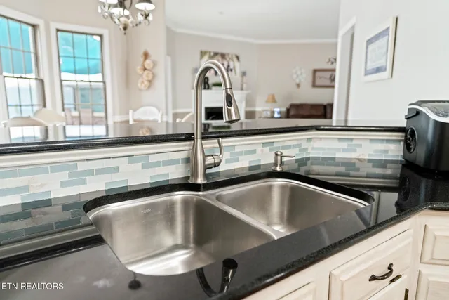 $625,000 | 4600 Gillcrest Drive, Knoxville, TN 37938