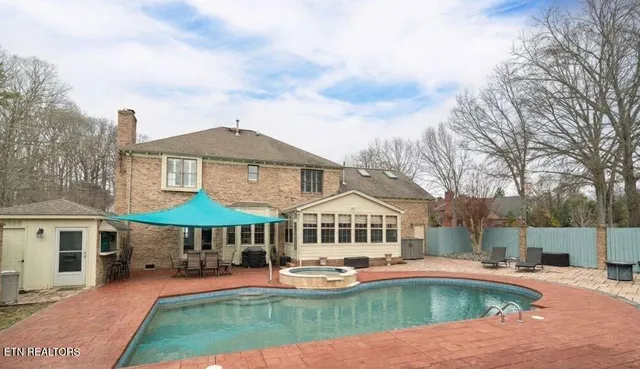 $625,000 | 4600 Gillcrest Drive, Knoxville, TN 37938