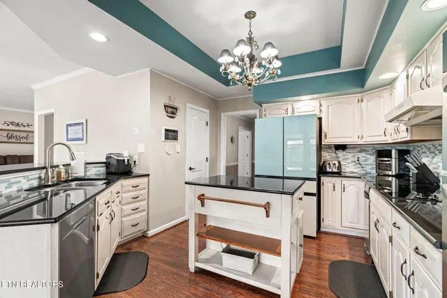 $625,000 | 4600 Gillcrest Drive, Knoxville, TN 37938