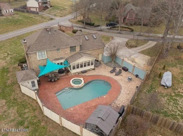$625,000 | 4600 Gillcrest Drive, Knoxville, TN 37938