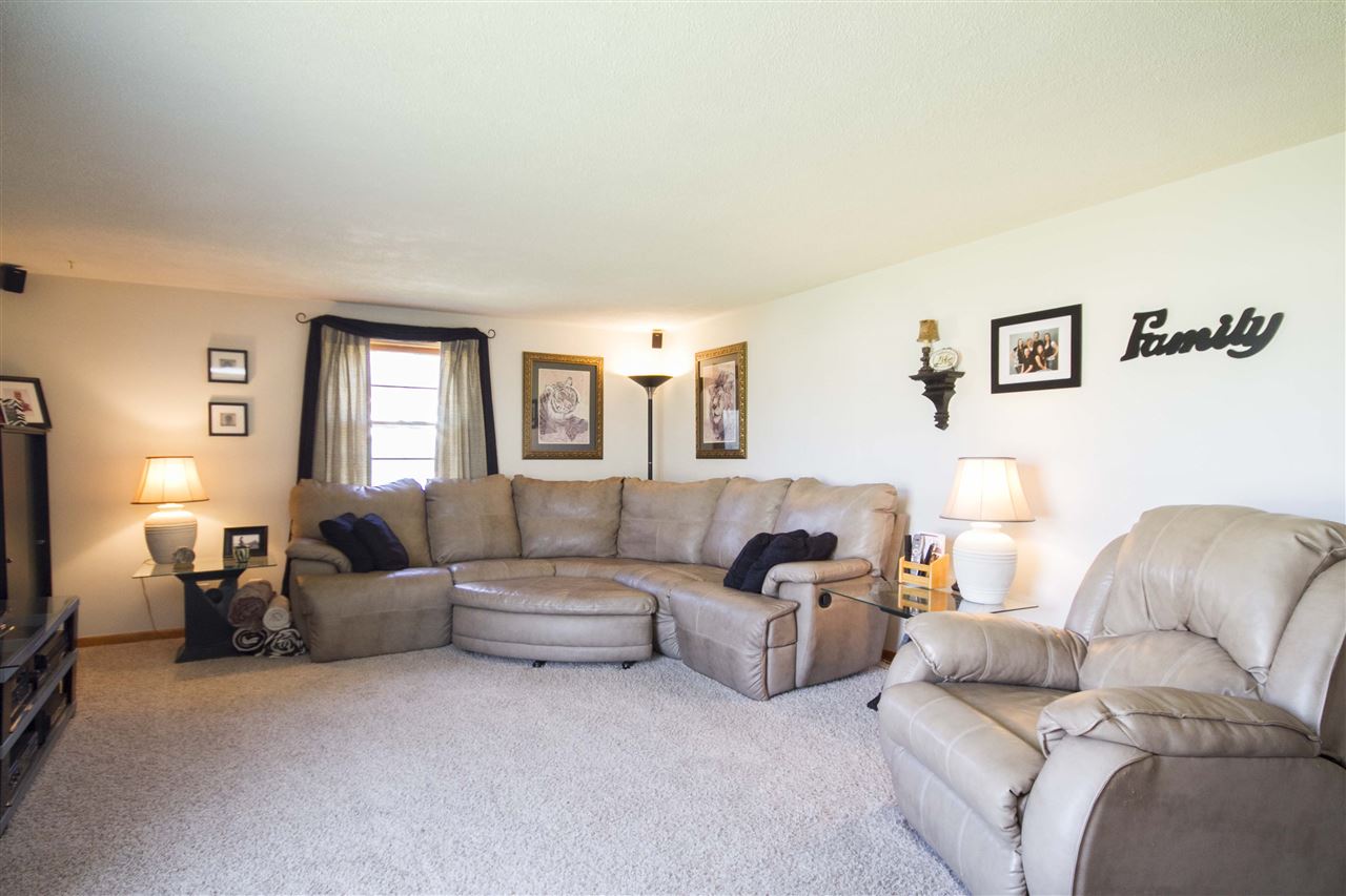 9123 Illinois Road Fort Wayne, IN 46804 - Photo 6 of 30 Gallery Image 6