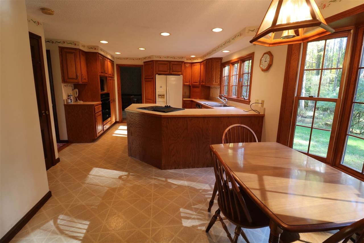 160 MacDowell Road Peterborough, NH 03458 - Photo 17 of 39 Gallery Image 17