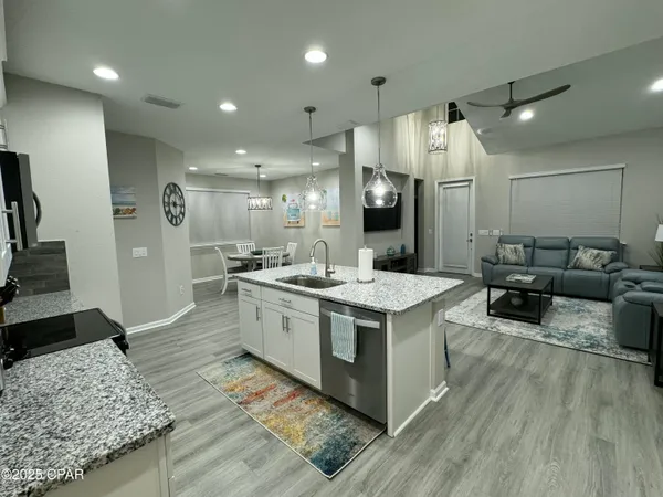 $2,800 | 8436 Dreams Float Court, Panama City Beach, FL 32413