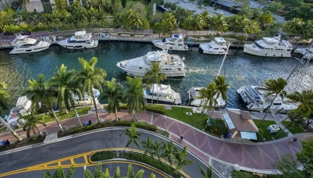 $3,416 | 215 North New River Drive East, Unit 1050, Fort Lauderdale, FL 33301