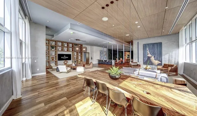 $3,416 | 215 North New River Drive East, Unit 1050, Fort Lauderdale, FL 33301