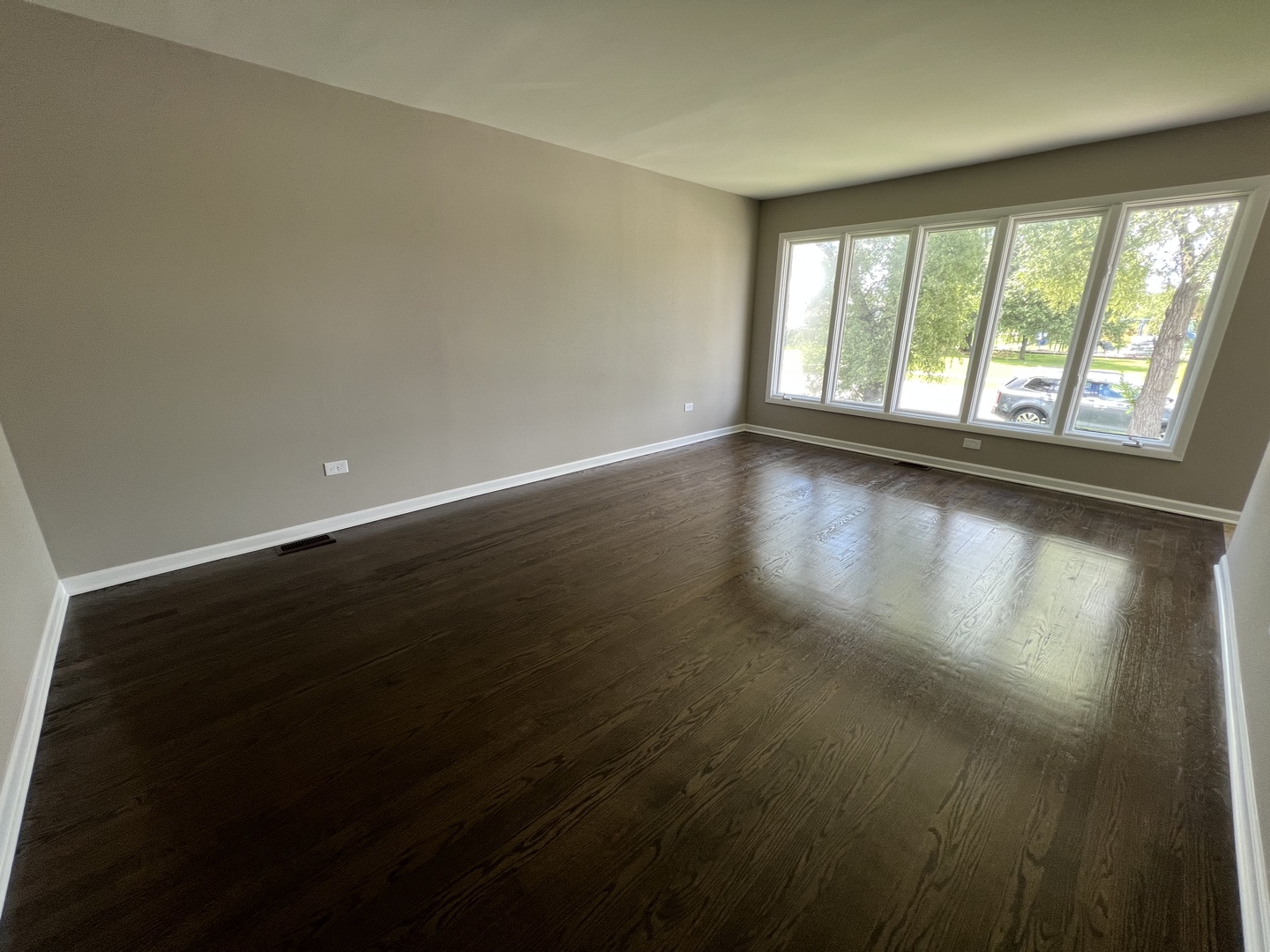 18005 Ravisloe Terrace Country Club Hills, IL 60478 - Photo 3 of 21