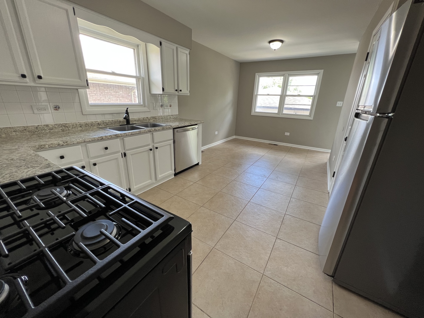 18005 Ravisloe Terrace Country Club Hills, IL 60478 - Photo 7 of 21